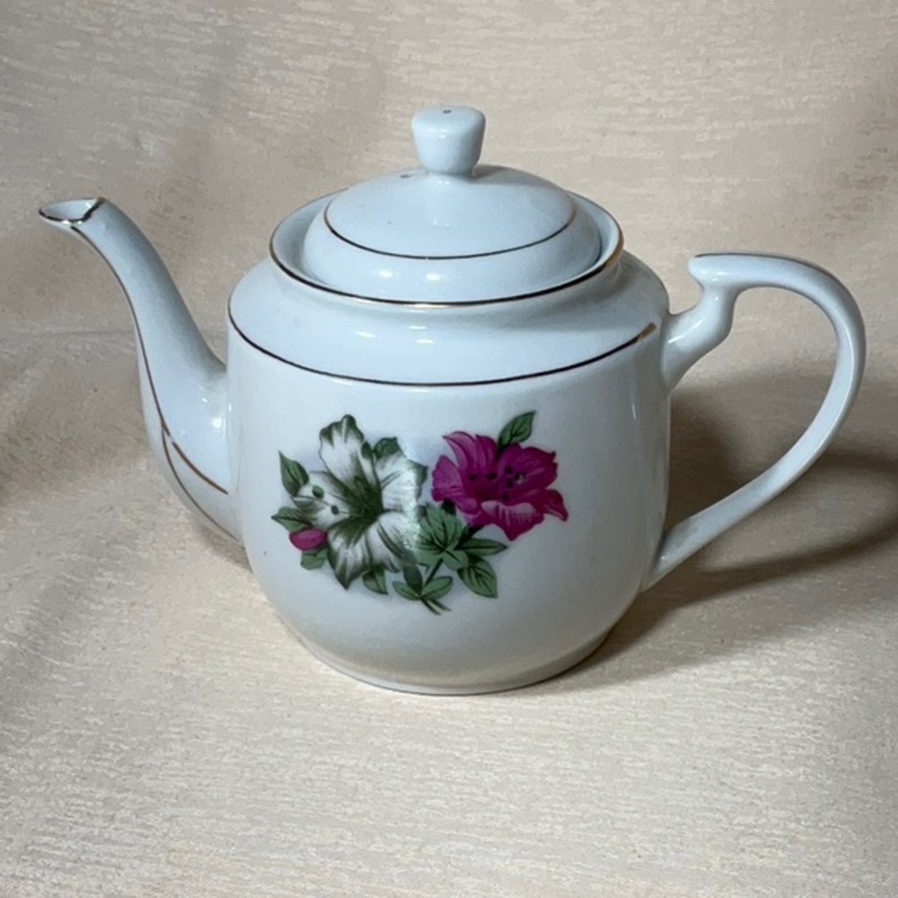 Vintage Porcelain Tea Pot-Small